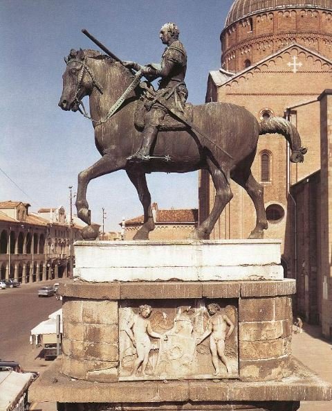 Equestrian statue of Gattamelata 
